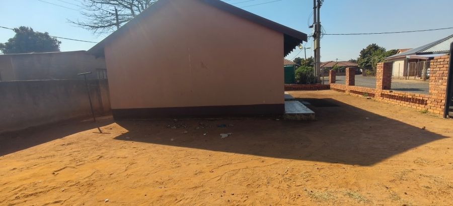 2 Bedroom Property for Sale in Boitekong North West